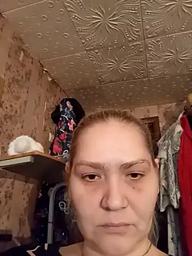 Snapshot of Minna_Jeannie chatting on 10/28/25, 02:37 Minna Jeannie online show from 10/28/25, 02:37