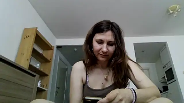 Snapshot of JasmineGlamour chatting on 07/09/26, 02:54 JasmineGlamour online show from 07/09/26, 02:54