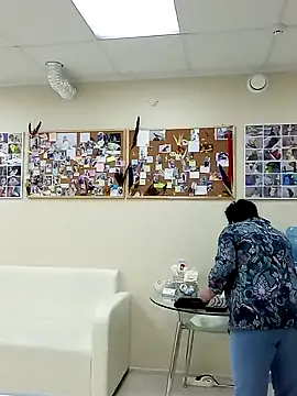 Snapshot of FantasyMichelle chatting on 12/21/24, 06:52 FantasyMichelle online show from 12/21/24, 06:52