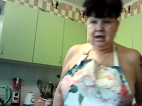 Snapshot of FantasyMichelle chatting on 02/18/25, 07:54 FantasyMichelle online show from 02/18/25, 07:54