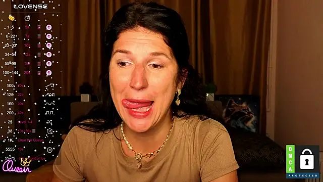 Alianna Solo Kisses online show from 06/19/26, 05:23