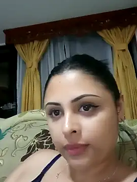 Snapshot of MelannyBell chatting on 01/18/25, 01:08 MelannyBell online show from 01/18/25, 01:08