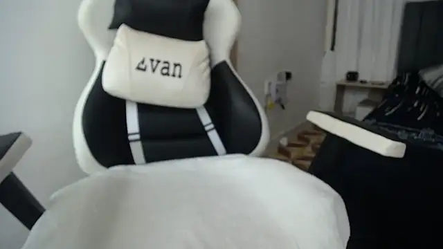 Valerioe online show from 01/23/25, 02:17