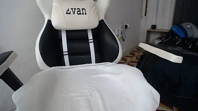 Valerioe online show from 01/27/25, 03:18