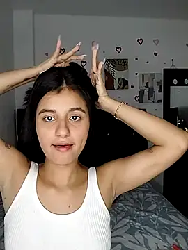 Snapshot of floweer_ chatting on 10/26/25, 08:15 floweer online show from 10/26/25, 08:15