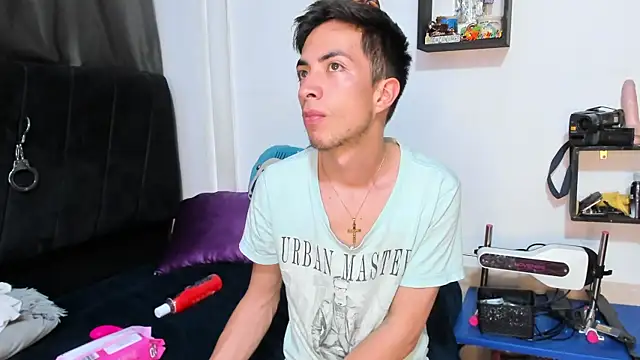 big-dicktop23 online show from 05/13/26, 07:00