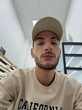 Sxxthiago online show from 12/03/25, 07:23