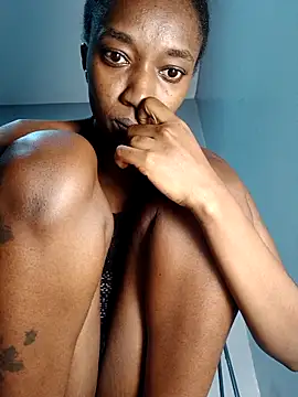 Snapshot of kinkybeby chatting on 10/03/25, 09:45 kinkybeby online show from 10/03/25, 09:45