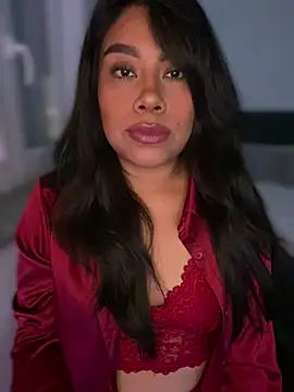 Snapshot of -Sammyxxx chatting on 12/12/24, 06:21 -Sammyxxx online show from 12/12/24, 06:21