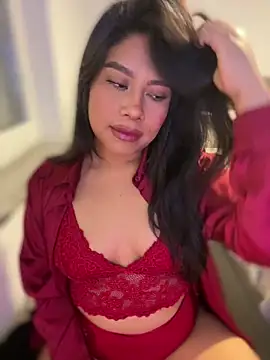 Snapshot of -Sammyxxx chatting on 12/19/24, 08:02 -Sammyxxx online show from 12/19/24, 08:02