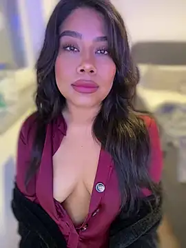 Snapshot of -Sammyxxx chatting on 01/16/25, 03:35 -Sammyxxx online show from 01/16/25, 03:35