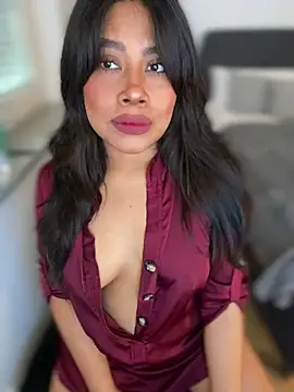 Snapshot of -Sammyxxx chatting on 02/05/25, 02:16 -Sammyxxx online show from 02/05/25, 02:16