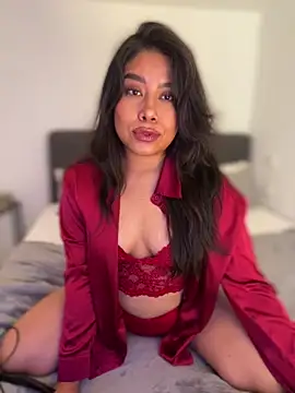 Snapshot of -Sammyxxx chatting on 02/17/25, 02:15 -Sammyxxx online show from 02/17/25, 02:15