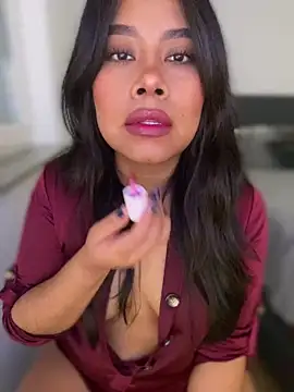 Snapshot of -Sammyxxx chatting on 02/28/25, 01:25 -Sammyxxx online show from 02/28/25, 01:25