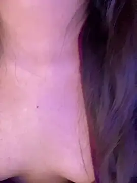 Snapshot of -Sammyxxx chatting on 03/10/25, 01:10 -Sammyxxx online show from 03/10/25, 01:10