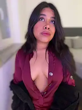 Snapshot of -Sammyxxx chatting on 03/17/25, 02:23 -Sammyxxx online show from 03/17/25, 02:23