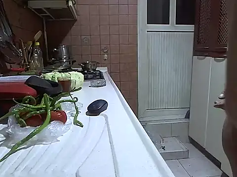 zormen355 online show from 10/19/25, 06:41