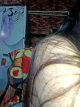 Snapshot of albelasummi702 chatting on 03/14/26, 12:17 albelasummi702 online show from 03/14/26, 12:17