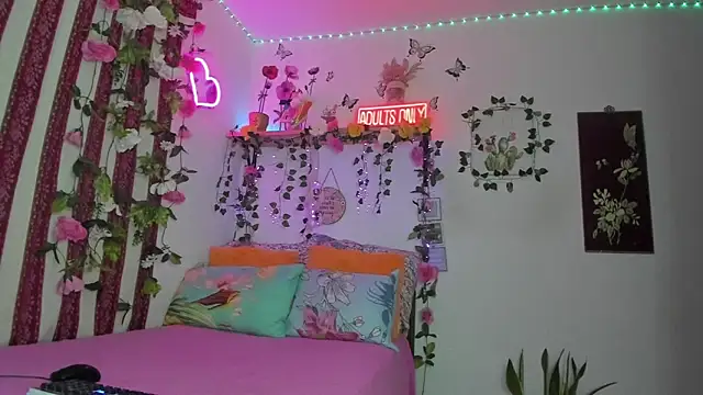 anasttacia 210 online show from 12/04/25, 01:04