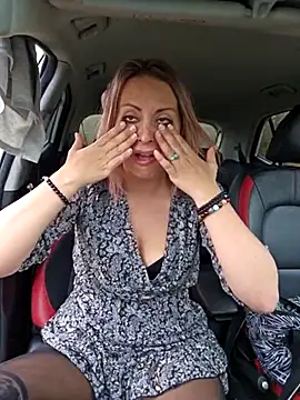 Jade Emeraud online show from 03/10/25, 07:40