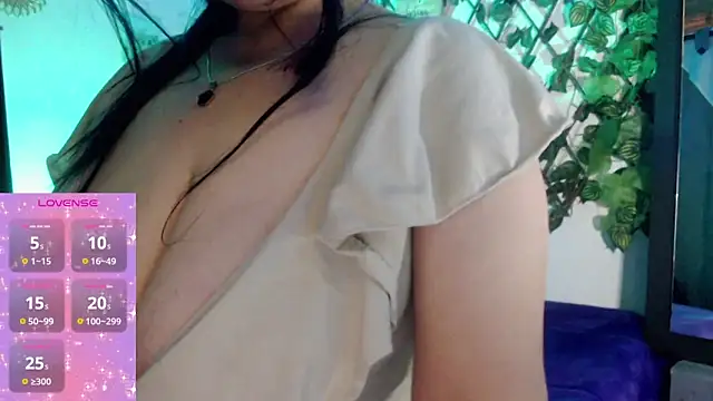 Donniia online show from 09/20/25, 01:01