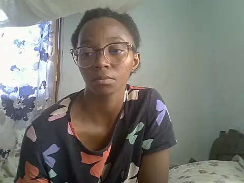 ElianeHot online show from 06/14/26, 01:02
