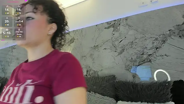 LIZ HOLMES online show from 10/03/25, 11:07