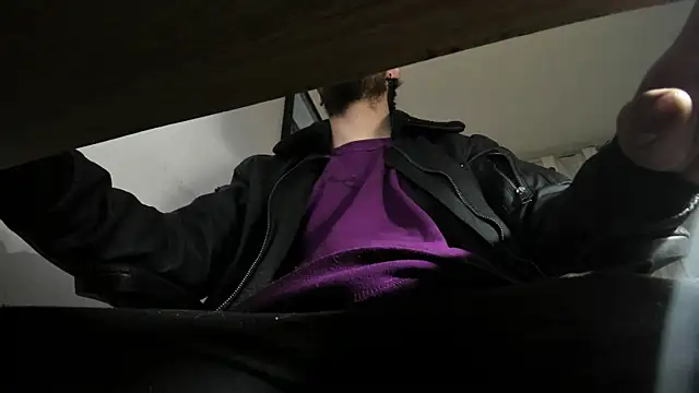 s sven03 online show from 03/18/25, 06:46