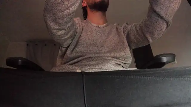 s sven03 online show from 09/22/25, 03:52