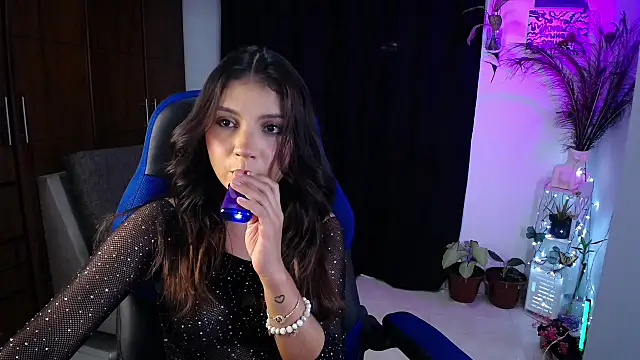 Snapshot of medusa_025 chatting on 01/10/25, 03:39 medusa 025 online show from 01/10/25, 03:39