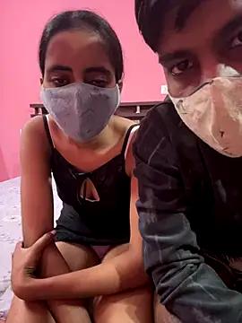 Snapshot of crezyfuck63 chatting on 11/27/25, 05:31 crezyfuck63 online show from 11/27/25, 05:31