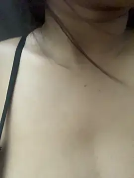 Snapshot of Mia_656 chatting on 03/12/26, 02:34 Mia 656 online show from 03/12/26, 02:34