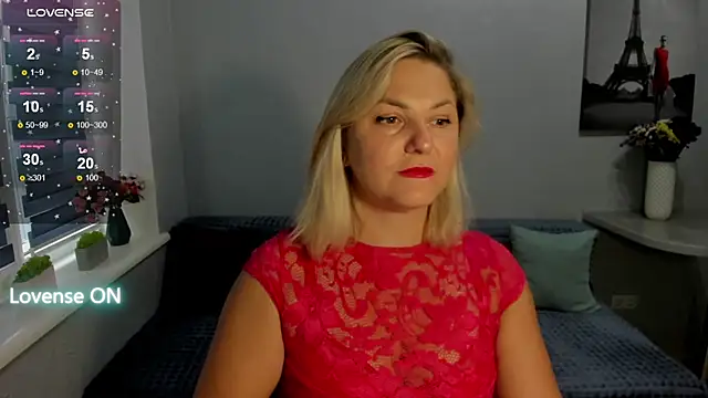 Snapshot of sweet___margaret chatting on 10/01/25, 11:38 sweet margaret online show from 10/01/25, 11:38