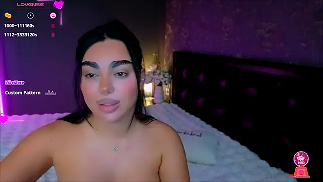 babyleilaa online show from 10/31/25, 10:55