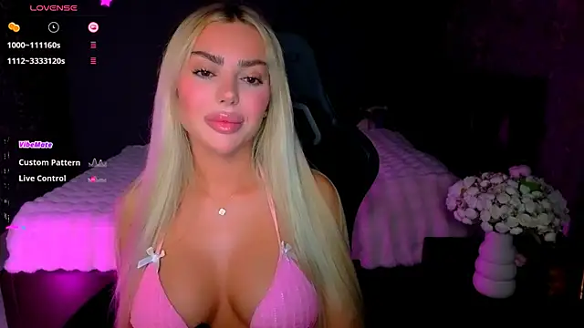 babyleilaa online show from 06/16/26, 08:00