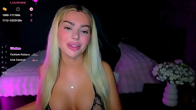 babyleilaa online show from 06/18/26, 08:02