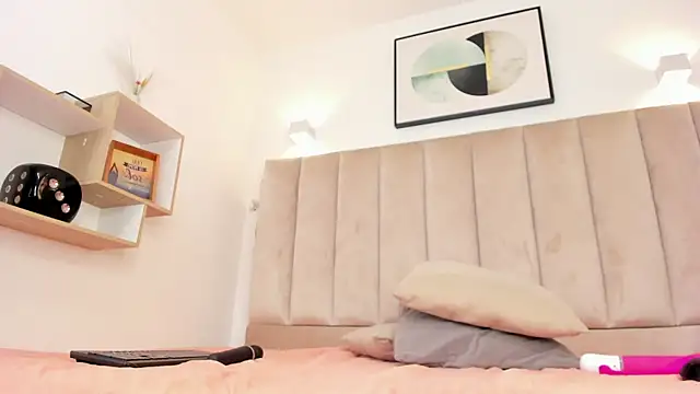 Anniie Queen online show from 09/20/25, 03:18