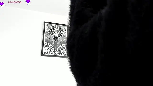 VeronicaTonu online show from 10/03/25, 07:22