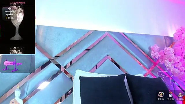 LiaaGenner online show from 11/08/25, 02:34