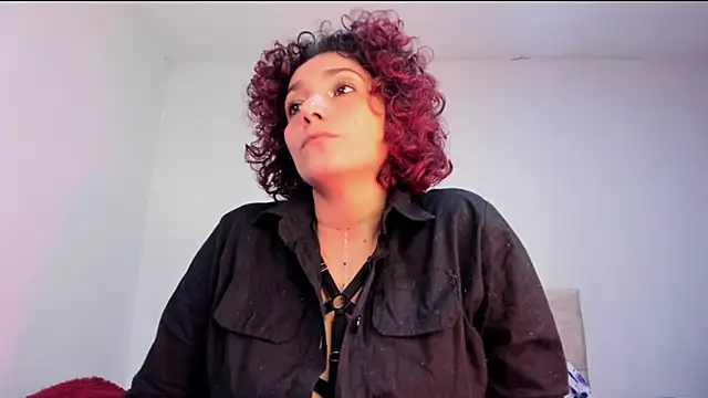 amber demons2021 online show from 02/25/25, 10:07