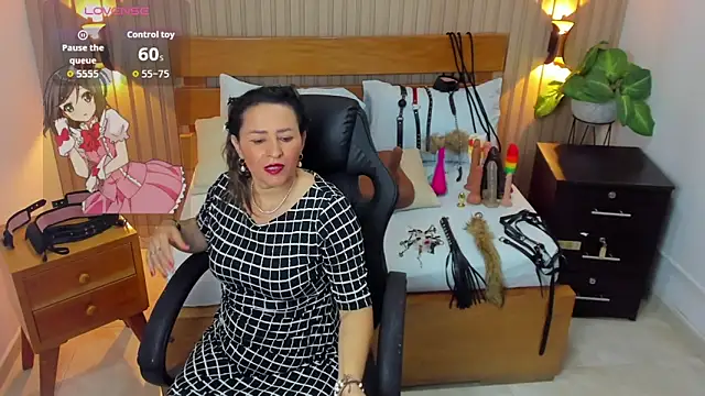 luciana ballesteros  online show from 10/27/25, 12:20