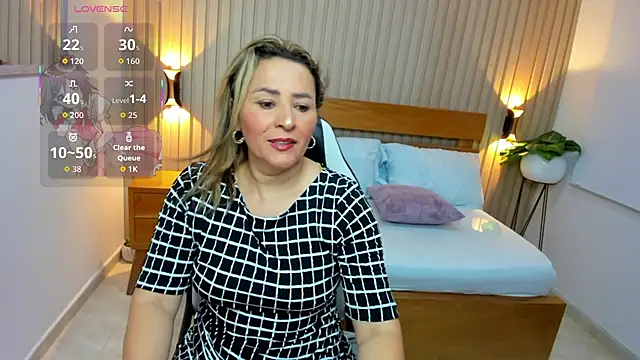 luciana ballesteros  online show from 05/29/26, 12:14