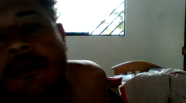 Snapshot of wilmerbon chatting on 02/10/25, 11:13 wilmerbon online show from 02/10/25, 11:13