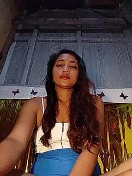 Snapshot of prettybella4u chatting on 06/08/26, 01:33 prettybella4u online show from 06/08/26, 01:33