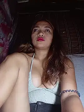 Snapshot of prettybella4u chatting on 07/12/26, 11:29 prettybella4u online show from 07/12/26, 11:29