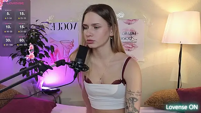 Snapshot of sofikey chatting on 12/16/25, 06:40 sofikey online show from 12/16/25, 06:40