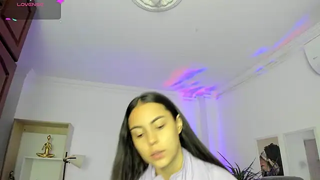 Aleejaa   online show from 03/17/25, 11:31