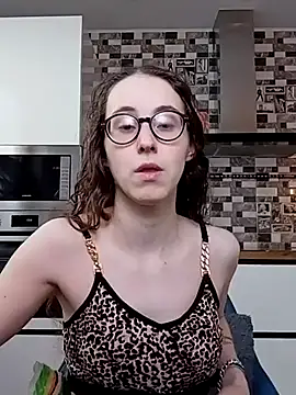 MartiniiSelenna online show from 03/10/25, 06:38