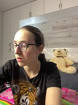 MartiniiSelenna online show from 06/15/26, 05:53