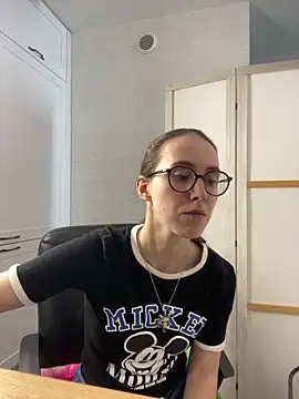 MartiniiSelenna online show from 06/17/26, 05:54